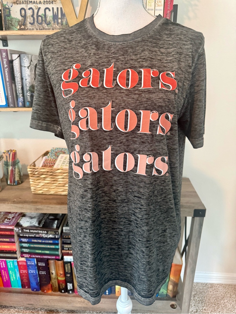 Women’s Gators Graphic Tee - Gray with Orange Print